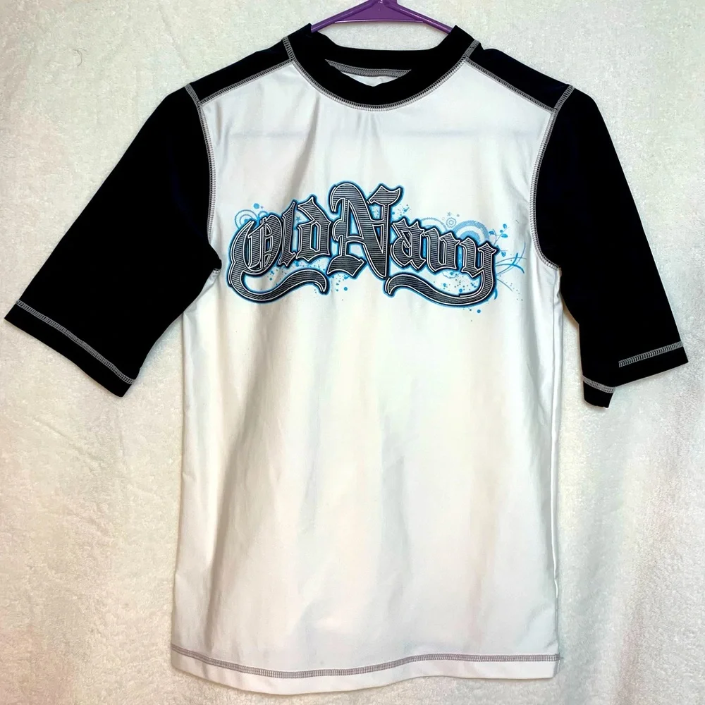 🐶 Old Navy White Tee with Black Raglan Sleeves and Blue Script Logo kid